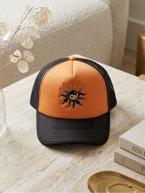 Urban Outfitters Icon Trucker Snapback Hat Women’s OS